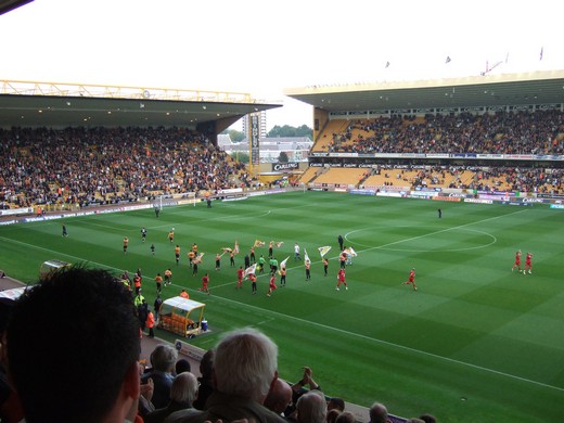 Молинью - домашняя арена Вулверхэмптона Молинью - домашняя арена Вулверхэмптона