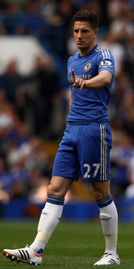 Сэм Хатчинсон Сэм Хатчинсон