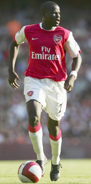 Эммануэль Эбуе Эммануэль Эбуе