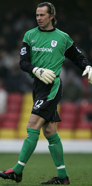 Йан Уолкер Йан Уолкер